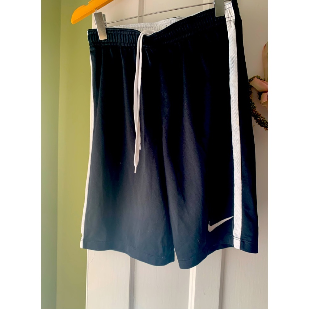 Men’s Nike Basketball shorts